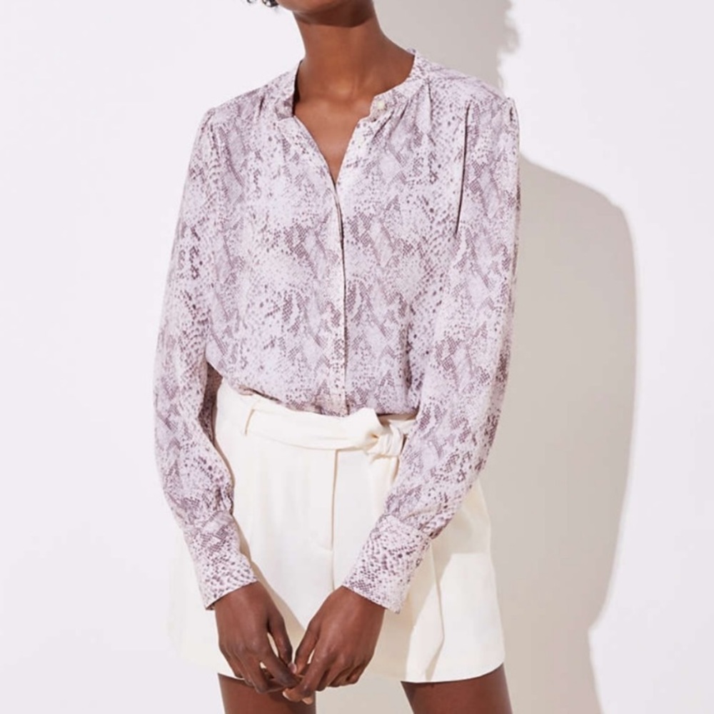 LOFT Utility Snakeskin Print Pink Grey Button-down Size XS